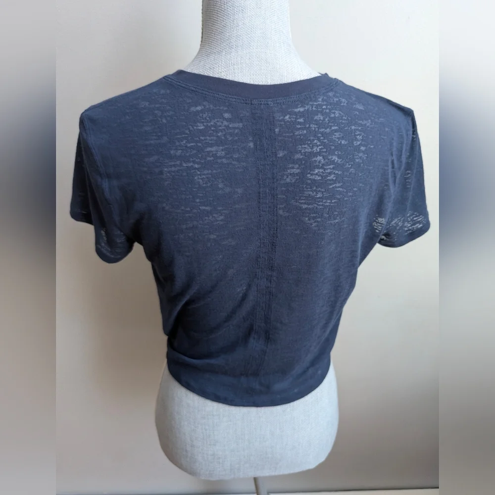 Lululemon Tie-Waist Breathable Short-Sleeve Shirt - Picture 4 of 11